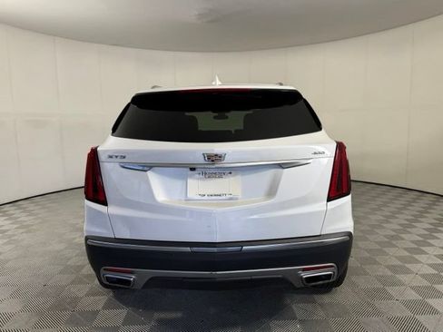 Used 2022 Cadillac XT5 Premium Luxury FWD image 5