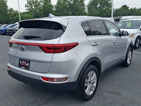 Used 2017 Kia Sportage LX AWD/4WD image 4