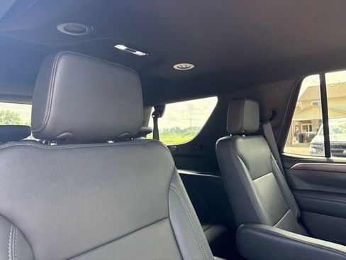 Used 2023 Chevrolet Tahoe LT w/ Luxury Package AWD/4WD image 38