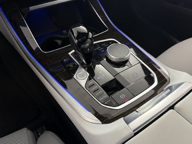 Used 2023 BMW X5 sDrive40i RWD image 5