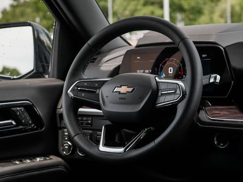 New 2026 Chevrolet Tahoe Premier AWD/4WD image 17