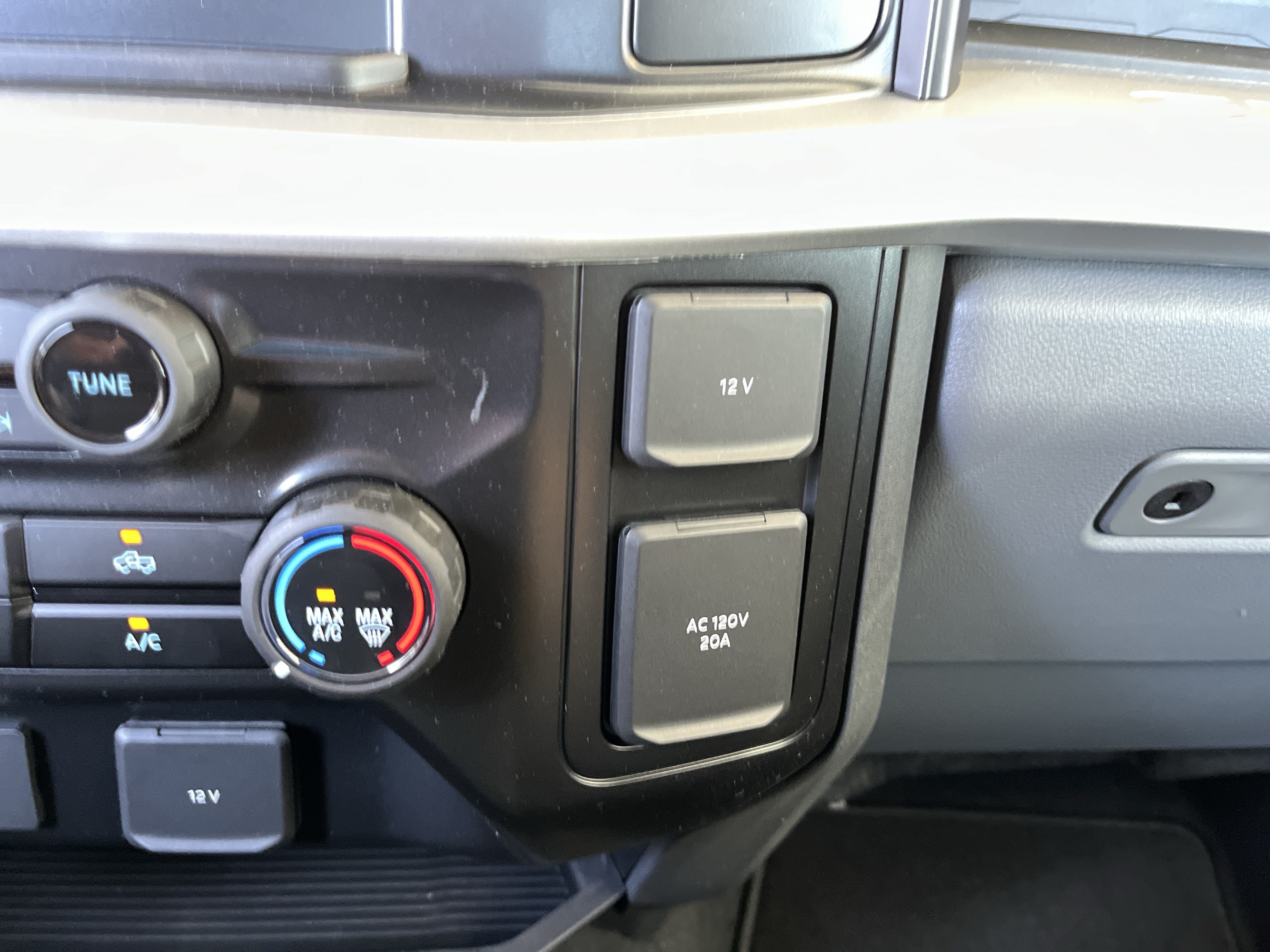 New 2026 Ford F350 XL w/ STX Appearance Package AWD/4WD image 21