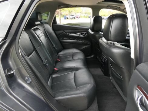 Used 2012 INFINITI M37 x w/ Premium Pkg AWD/4WD image 25