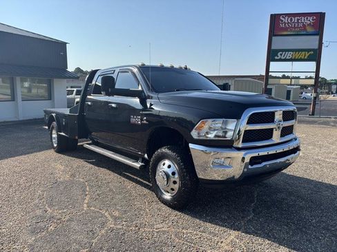 Used 2018 RAM 3500 SLT w/ Luxury Group AWD/4WD image 7