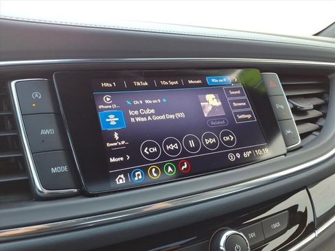 Certified 2024 Buick Enclave Essence w/ Experience Buick Package image 21