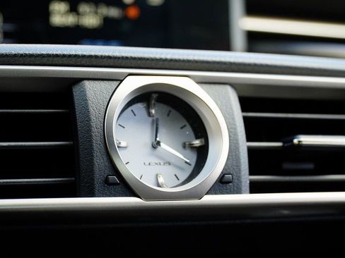 Used 2017 Lexus RC 200t image 20