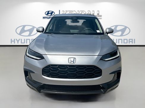 Used 2024 Honda HR-V LX image 2