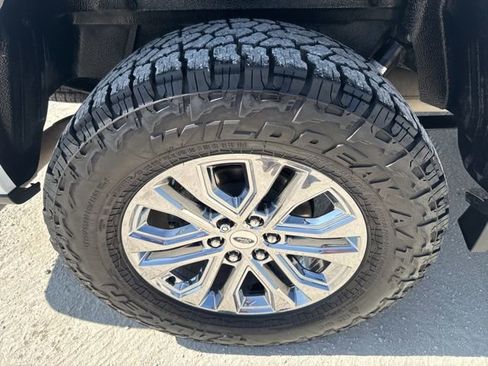 Used 2024 Ford F150 Lariat w/ FX4 Off-Road Package image 29