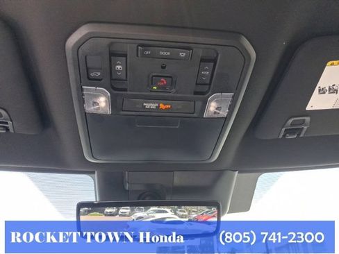 Used 2025 Toyota Sequoia Limited AWD/4WD image 28