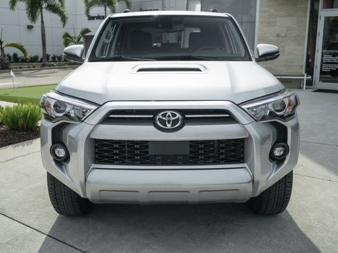 Used 2024 Toyota 4Runner TRD Off-Road Premium image 4
