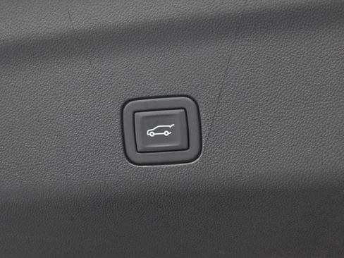 Used 2023 Cadillac Escalade Sport Platinum w/ LPO, ONYX Package AWD/4WD image 10