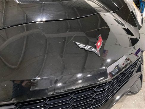 Used 2019 Chevrolet Corvette Stingray Coupe w/ Carbon Flash Badge Package image 26