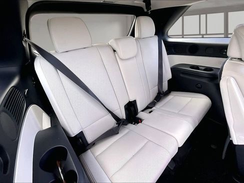 Used 2026 Hyundai Palisade Calligraphy FWD image 24