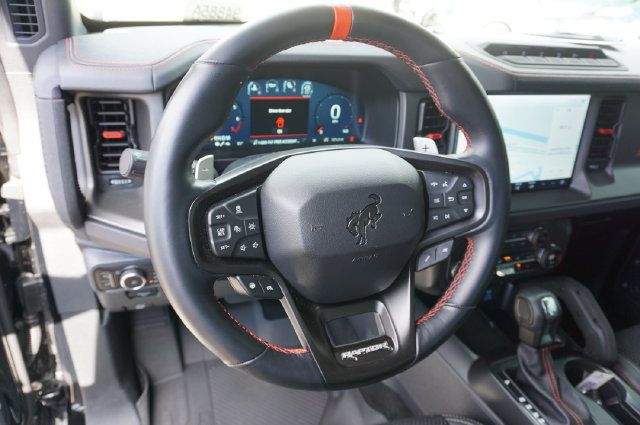 Used 2025 Ford Bronco Raptor AWD/4WD image 12