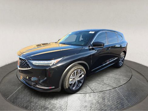 Used 2023 Acura MDX FWD w/ Technology Package image 3