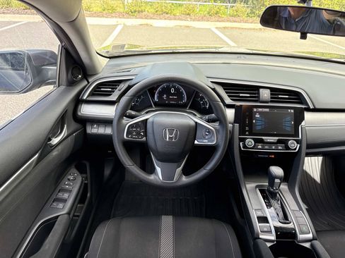 Used 2018 Honda Civic EX image 13