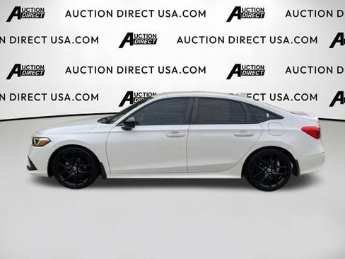 Used 2023 Honda Civic Sport image 3
