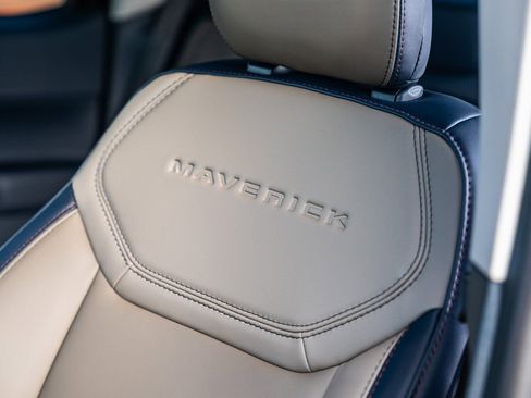 New 2026 Ford Maverick Lariat image 16