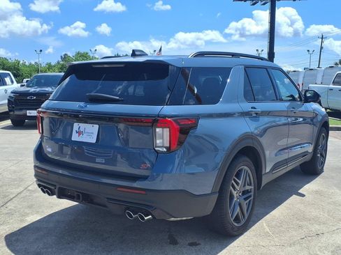 Used 2026 Ford Explorer ST RWD image 5