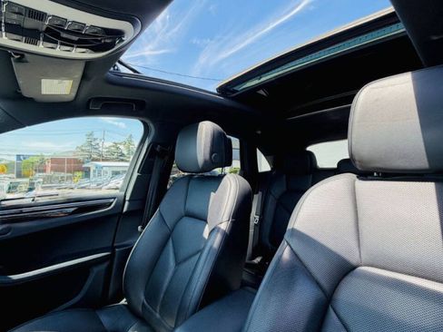 Used 2018 Porsche Macan S w/ Premium Package Plus AWD/4WD image 14