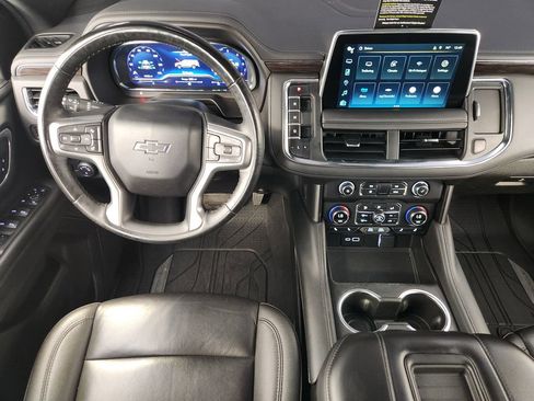 Used 2024 Chevrolet Tahoe Z71 w/ Luxury Package AWD/4WD image 27