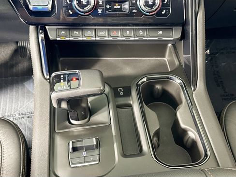 Used 2022 GMC Sierra 1500 AT4 w/ AT4 Premium Package image 20