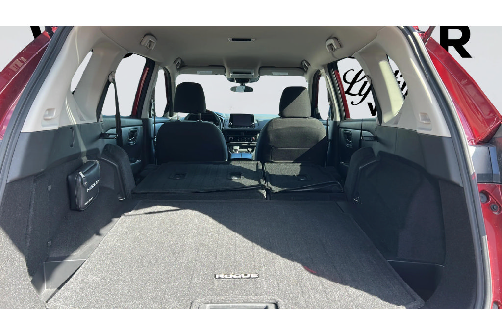 Used 2025 Nissan Rogue S FWD image 13