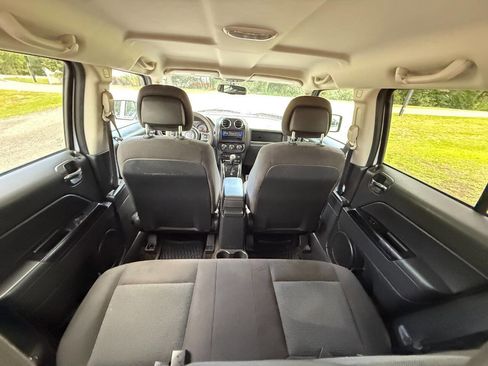 Used 2016 Jeep Patriot Sport w/ Power Value Group image 42