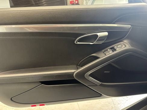 Certified 2017 Porsche 911 Carrera 4S AWD/4WD image 16