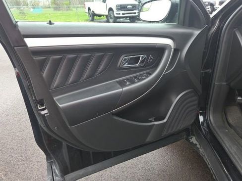 Used 2016 Ford Taurus SEL image 20