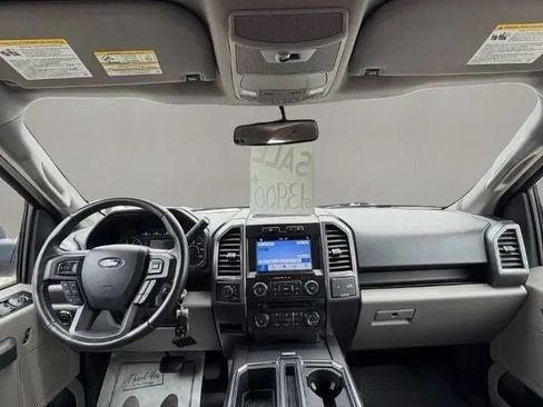 Used 2017 Ford F150 XLT w/ Equipment Group 302A Luxury AWD/4WD image 14