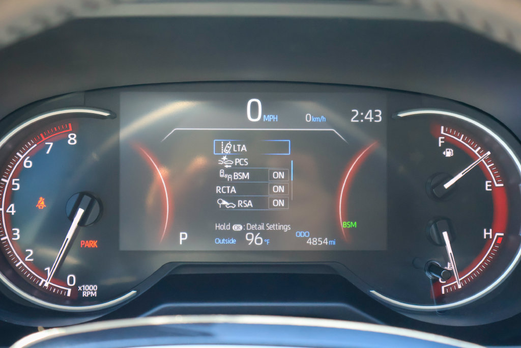 Used 2025 Toyota RAV4 XLE Premium AWD/4WD image 14