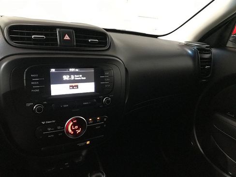 Used 2017 Kia Soul + w/ Designer's Package FWD image 26