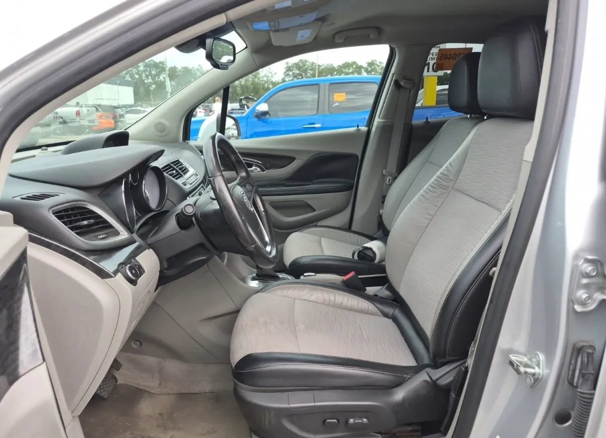 Used 2015 Buick Encore Convenience FWD image 8