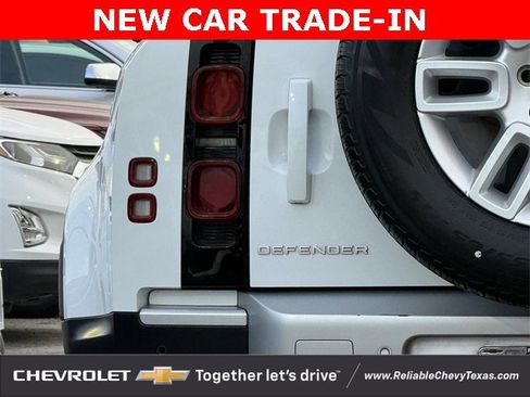 Used 2021 Land Rover Defender 110 S image 8