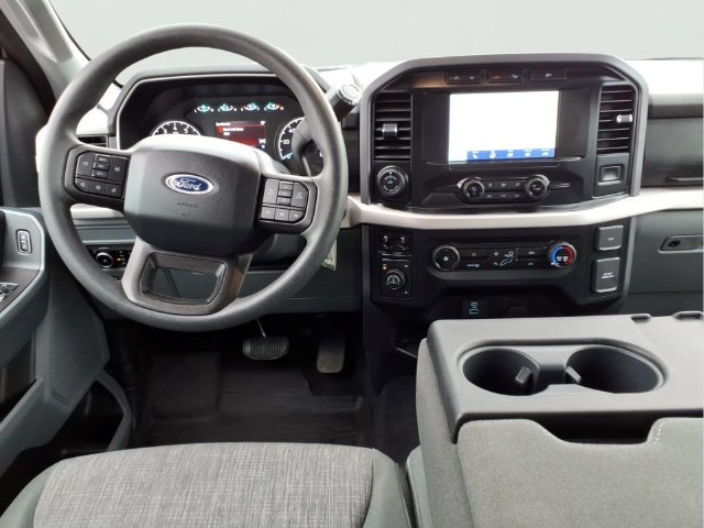 Used 2023 Ford F150 XLT w/ Trailer Tow Package AWD/4WD image 7