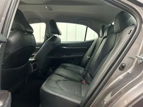 Used 2024 Toyota Camry SE AWD/4WD image 11