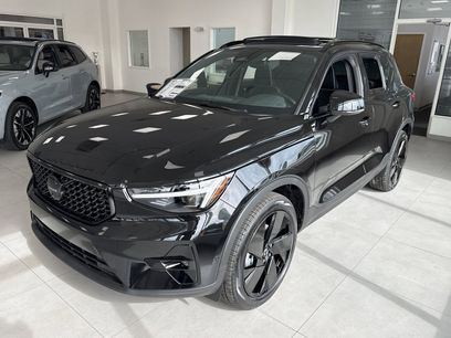 New 2026 Volvo XC40 B5 Ultra w/ Protection Package Premier