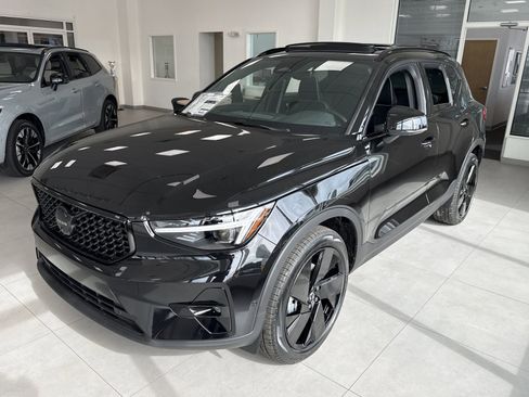 New 2026 Volvo XC40 B5 Ultra w/ Protection Package Premier image 1