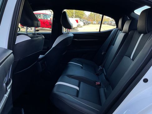 Used 2025 Toyota Camry SE image 13