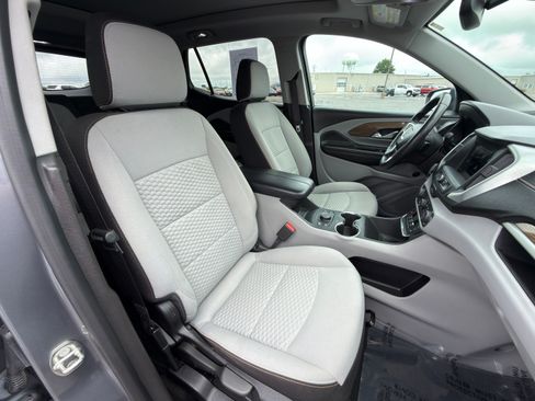 Certified 2018 GMC Terrain SLE w/ Driver Convenience Package AWD/4WD image 15
