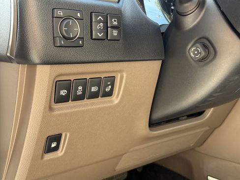 Used 2022 Lexus GX 460 Luxury image 13