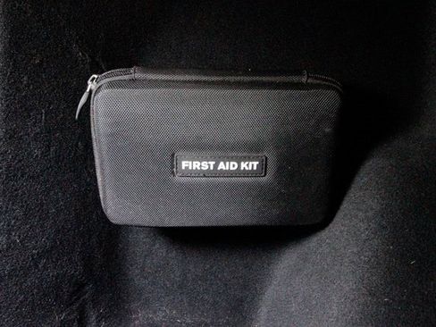 Certified 2023 Volvo XC60 B5 Plus w/ Protection Package Premier image 30