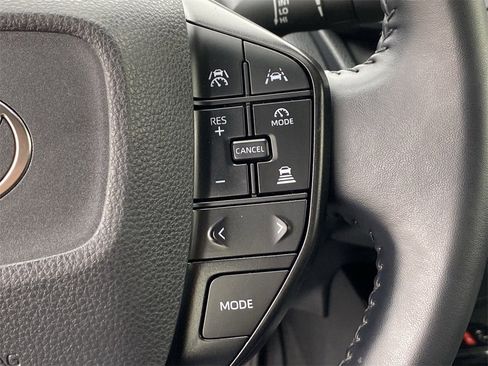 Certified 2025 Toyota Prius LE image 25