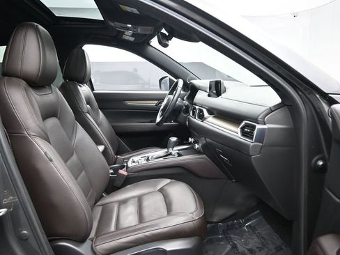 Used 2019 MAZDA CX-5 Signature image 35