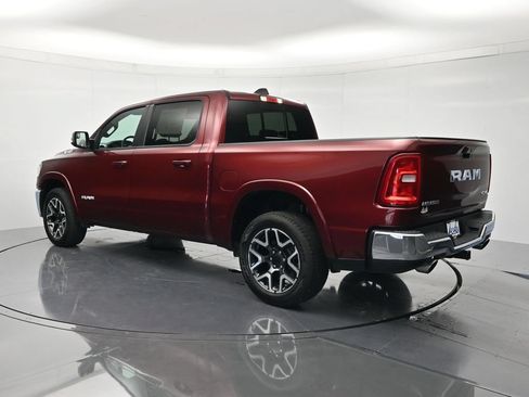 Used 2025 RAM 1500 Laramie AWD/4WD image 7
