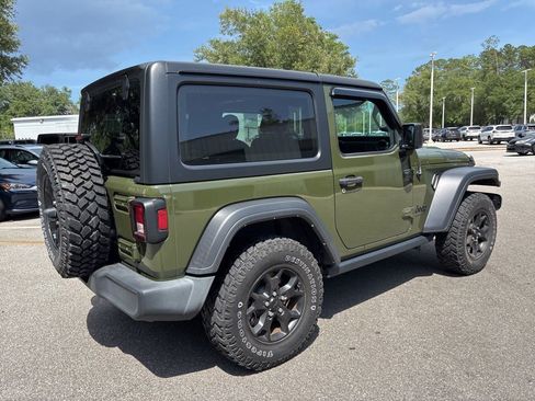 Used 2022 Jeep Wrangler Sport AWD/4WD image 21