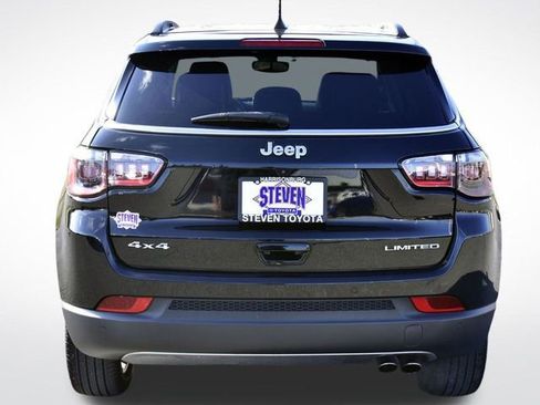 Used 2022 Jeep Compass Limited image 8