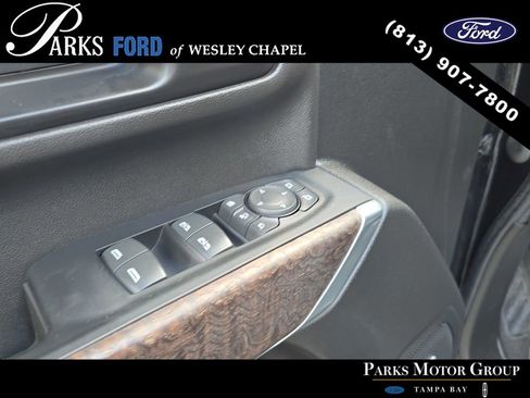 Used 2023 GMC Sierra 2500 Denali w/ Denali Black Diamond Edition AWD/4WD image 17