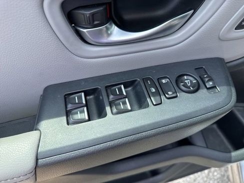 Used 2023 Honda Pilot Touring image 30